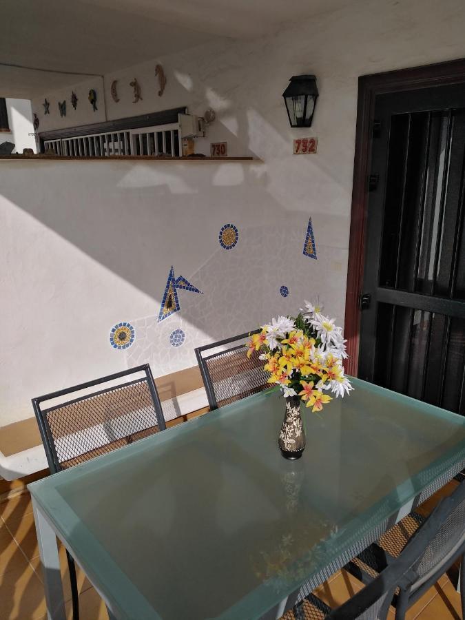La Palmera Amarilla Golf Apartment San Miguel de Abona